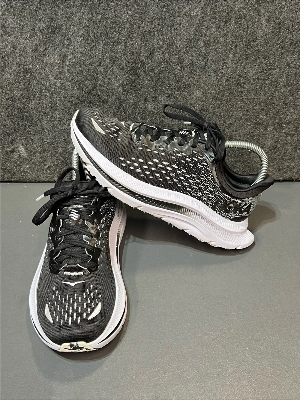 Hoka Kawana Womens Running Shoe - Size 7.5